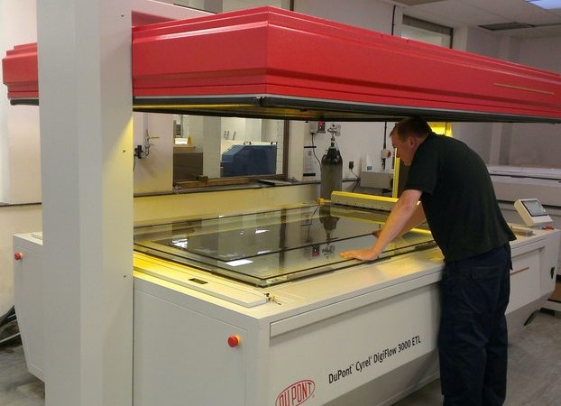 Large format pre-press specialist believes in flexo